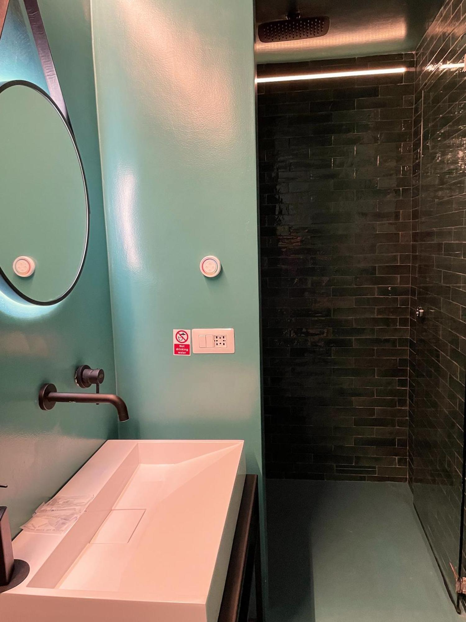 Tutt 'E Sant Luxury Rooms Neapel Zimmer foto